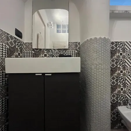 Cit Ma Bel Little Gem By The Riverside